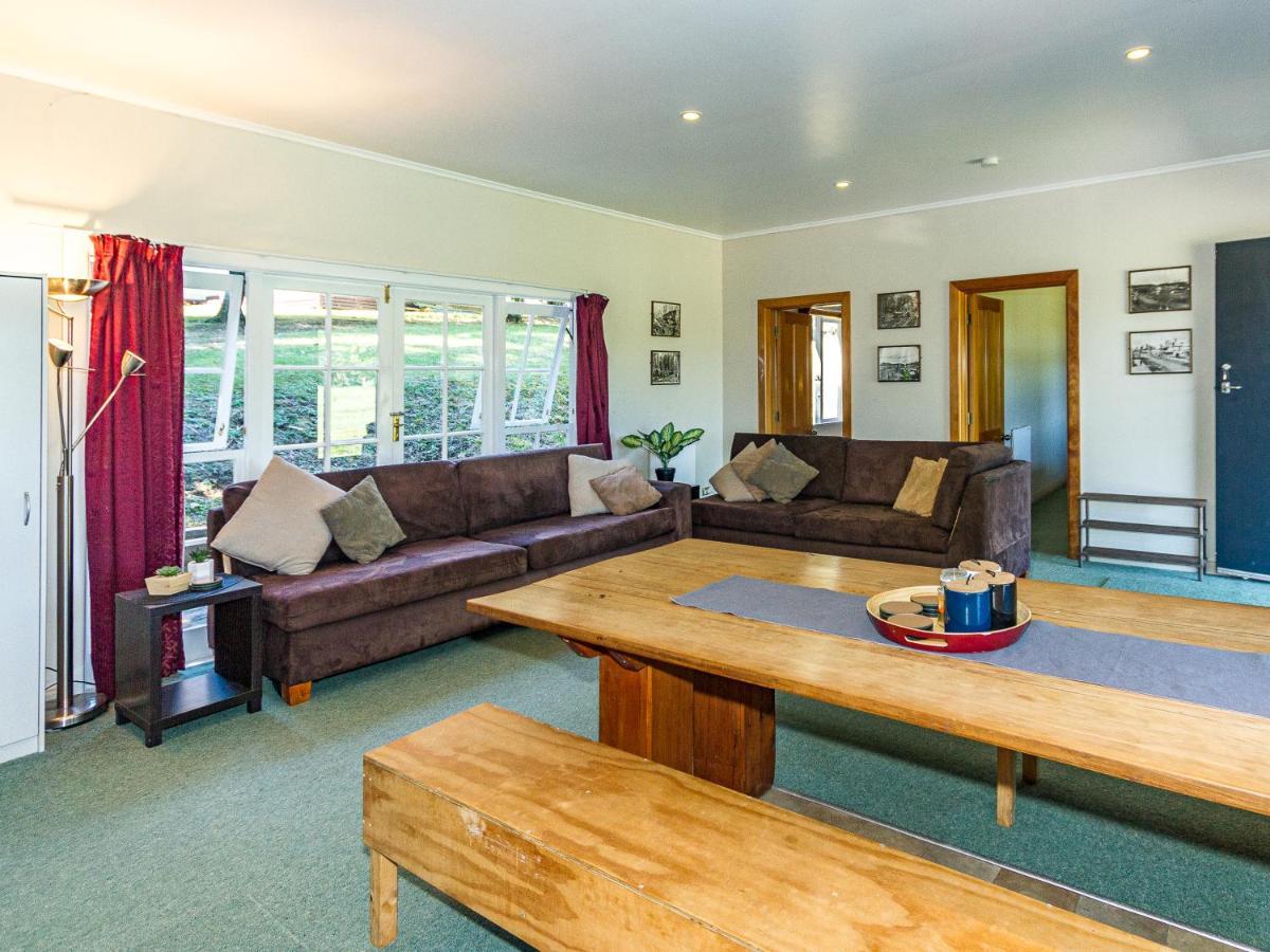 The Station - Ohakune Holiday Home Екстер'єр фото