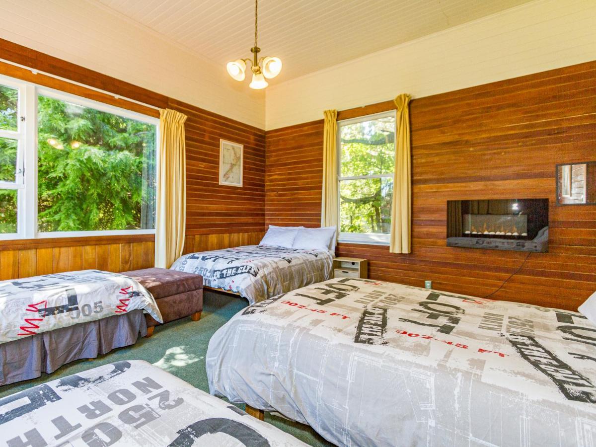 The Station - Ohakune Holiday Home Екстер'єр фото