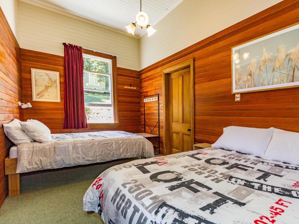 The Station - Ohakune Holiday Home Екстер'єр фото